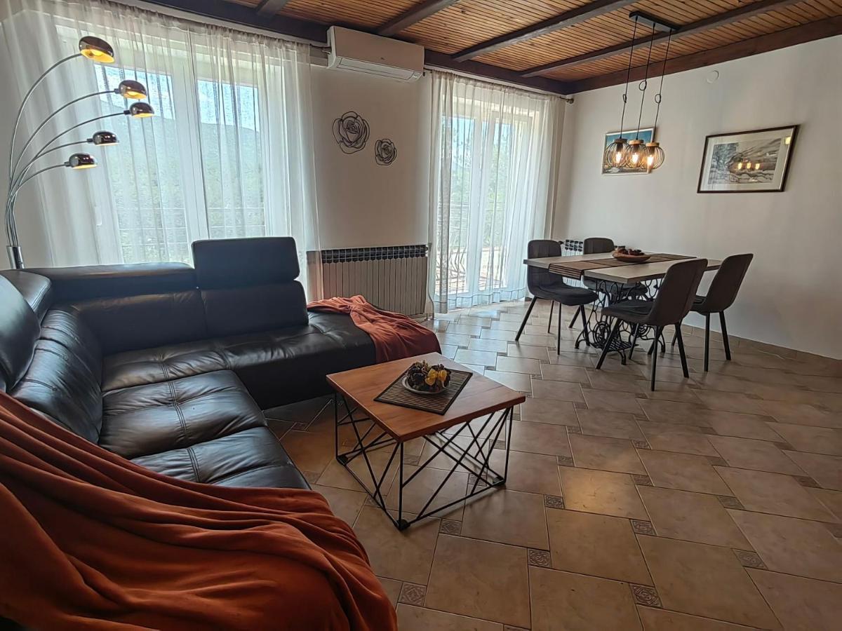 Apartment Nela Tribalj  Εξωτερικό φωτογραφία